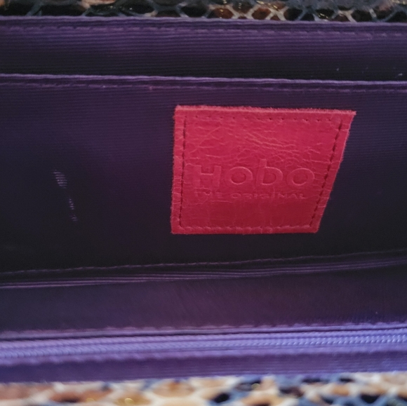 HOBO Maxine framed leather clutch wallet - Picture 8 of 12